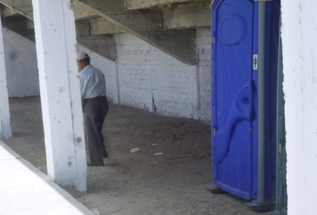 estadio gomez baño2